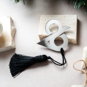 Γούρι 26 | Ασημί Καθρέπτη Plexiglass