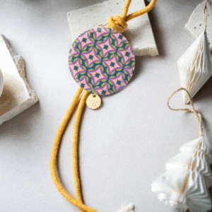 Κρεμαστό Γούρι Μοτίβο Λιλά